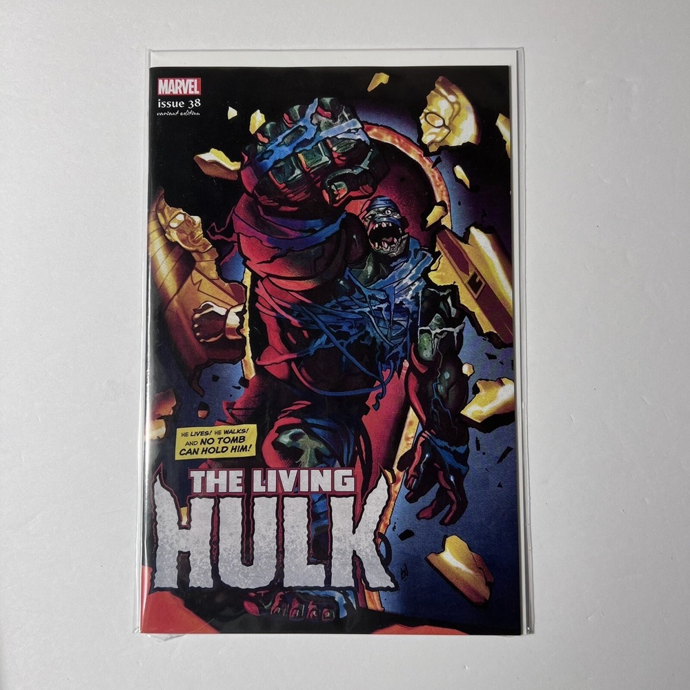 The Immortal Hulk #38 (2020) Mike Del Mundo Living Hulk Horror Cover